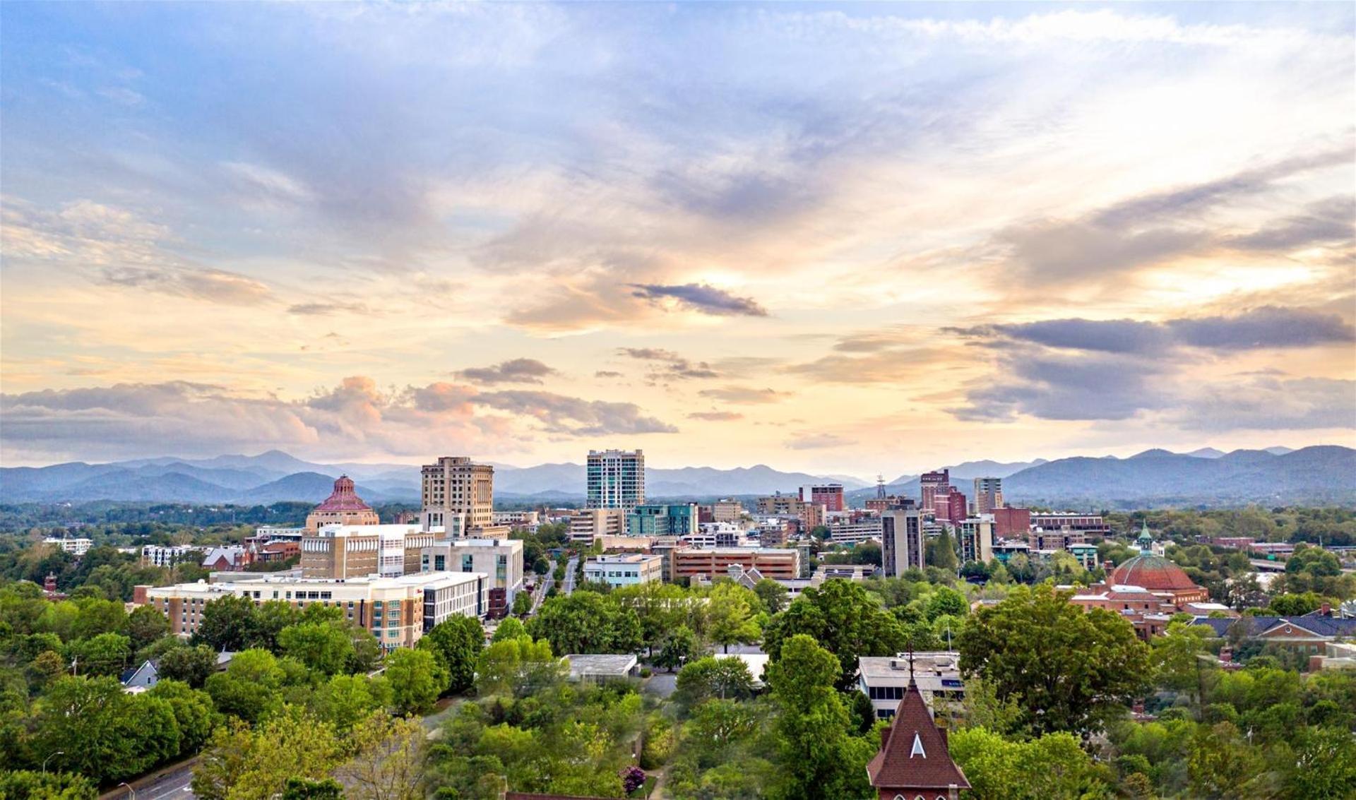 The Views Over Pack Square Asheville Luaran gambar